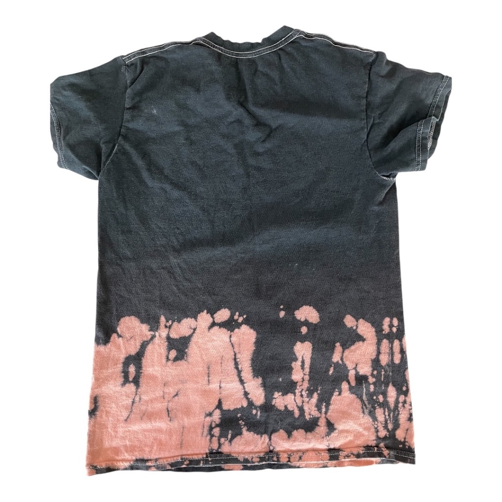 Tee - Picture 2 of 3